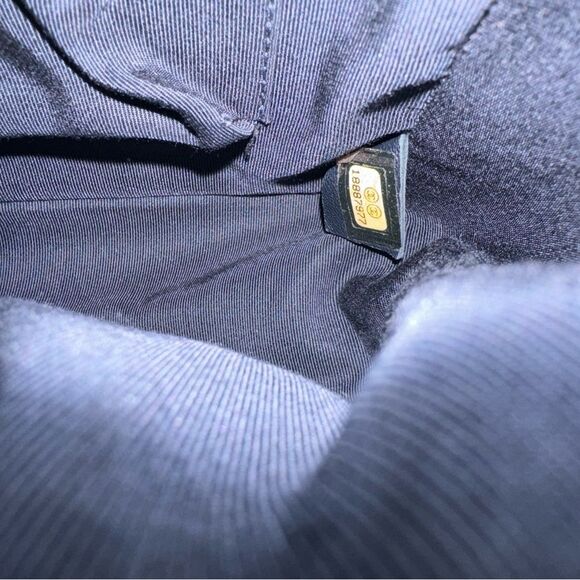 Auth Chanel Navy Blue Limited Edition Boy Flap Large New Cube Shoulder Bag - Picture 15 of 16